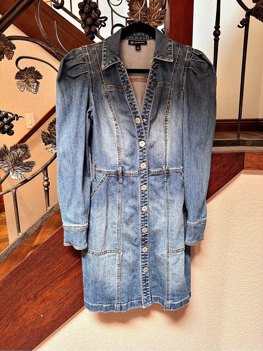 I.N.C International Concepts Denim Puff sleeve mini Dress Size 4 Like Ne